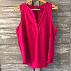 Banana Republic Blouse 🚨Last call!! 🚨